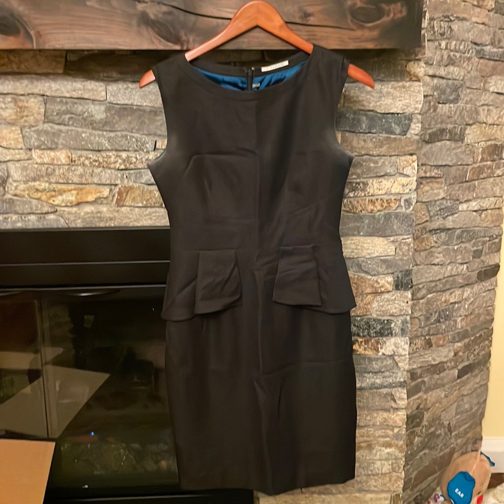 Tahari black dress. Size 2 - good condition